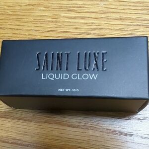 NEW Saint Luxe Liquid Glow